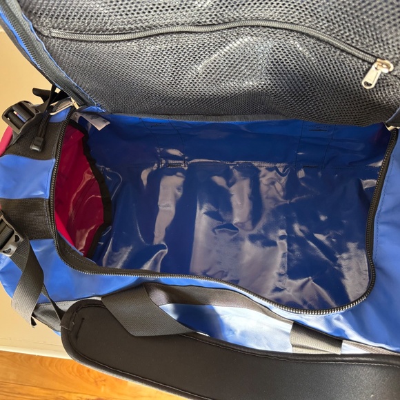 The North Face Base Camp Duffel Small - Picture 7 of 7